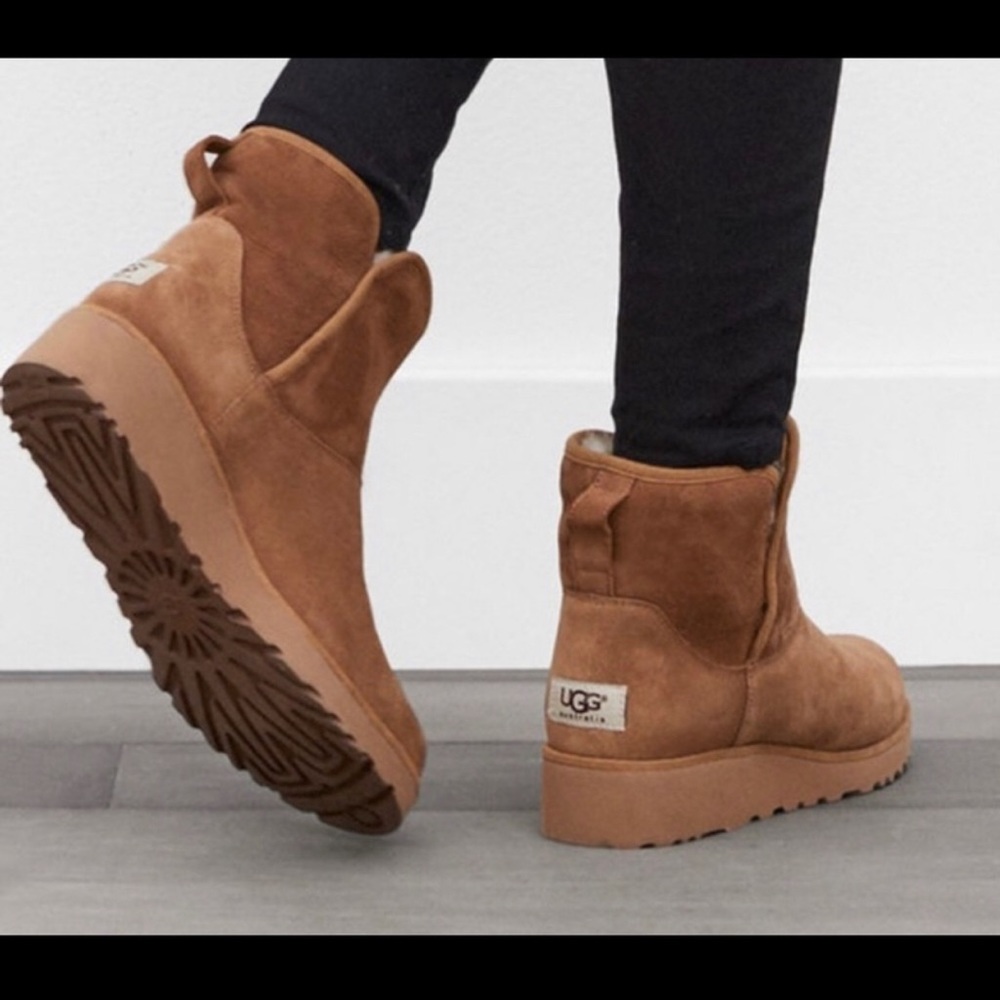Never Worn Ugg Kristen Boot